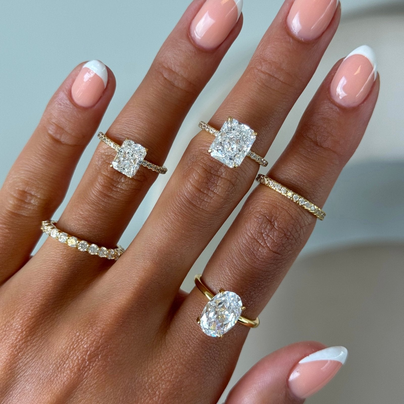 Gold Plain Band Solitaire x Aurelia Wedding Set - Luxe Emporium x